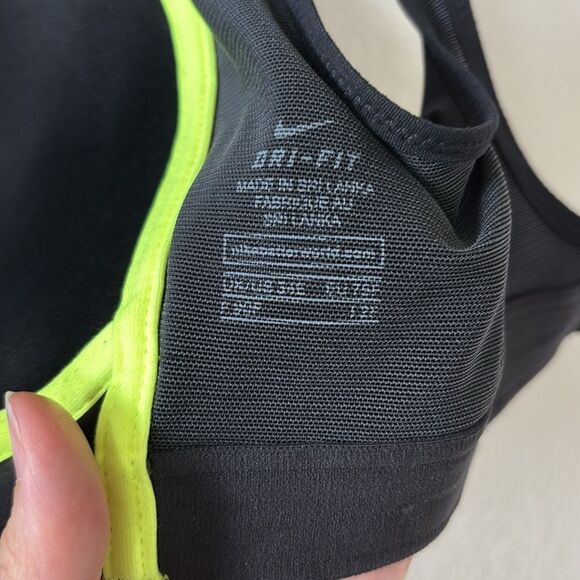 NIKE Dri Fit Pro Hero Bra size 34DD (e) - Picture 5 of 5